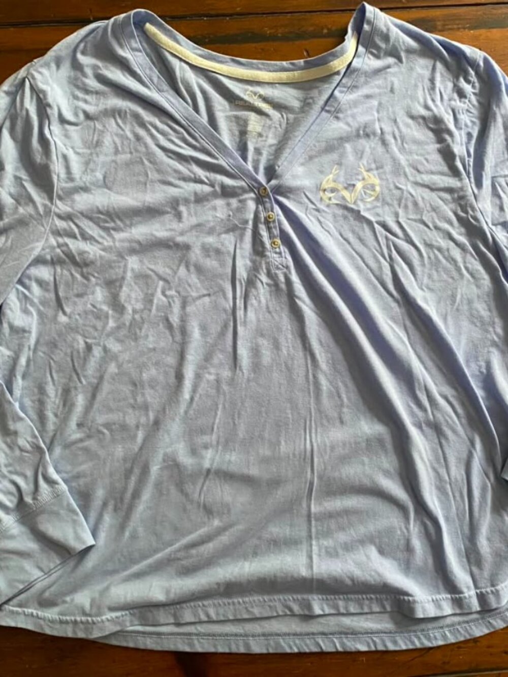 REALTREE Women’s Long Sleeve Light Blue Shirt, Size 2X